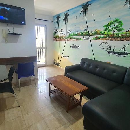 Bricos Appartement Sud Foire Dakar Dış mekan fotoğraf