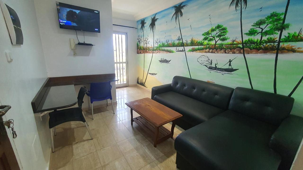 Bricos Appartement Sud Foire Dakar Dış mekan fotoğraf