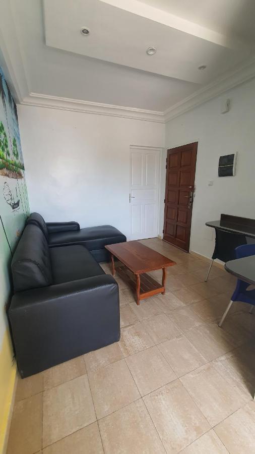 Bricos Appartement Sud Foire Dakar Dış mekan fotoğraf