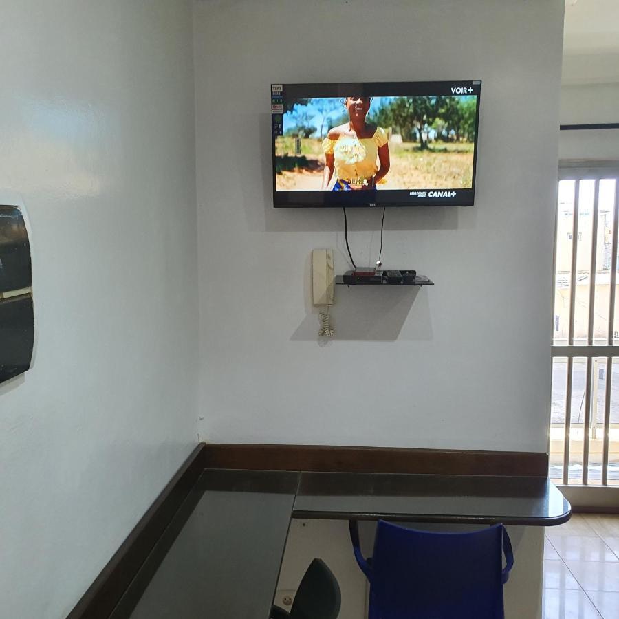 Bricos Appartement Sud Foire Dakar Dış mekan fotoğraf